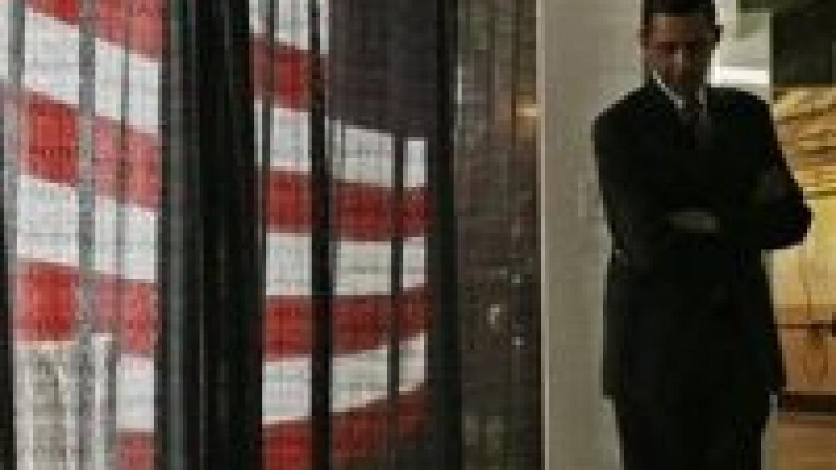 barack obama isi cumpara draperii pentru casa alba