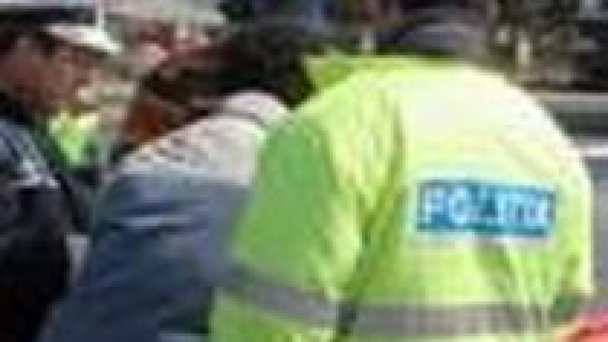 infotrafic doi politisti au fost prinsi beti la volan