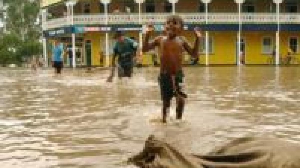 cel putin 44 de oameni au murit in urma inundatiilor din vietnam