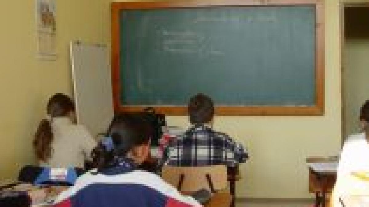 brasov profesor acuzat ca vine baut la ore si le vorbeste copiilor despre sex