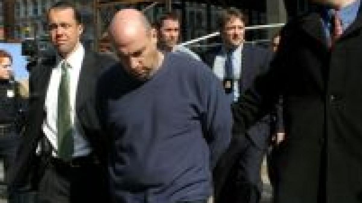 fost director ubs condamnat la inchisoare pentru ca avertiza traderii cu privire la evolutia unor