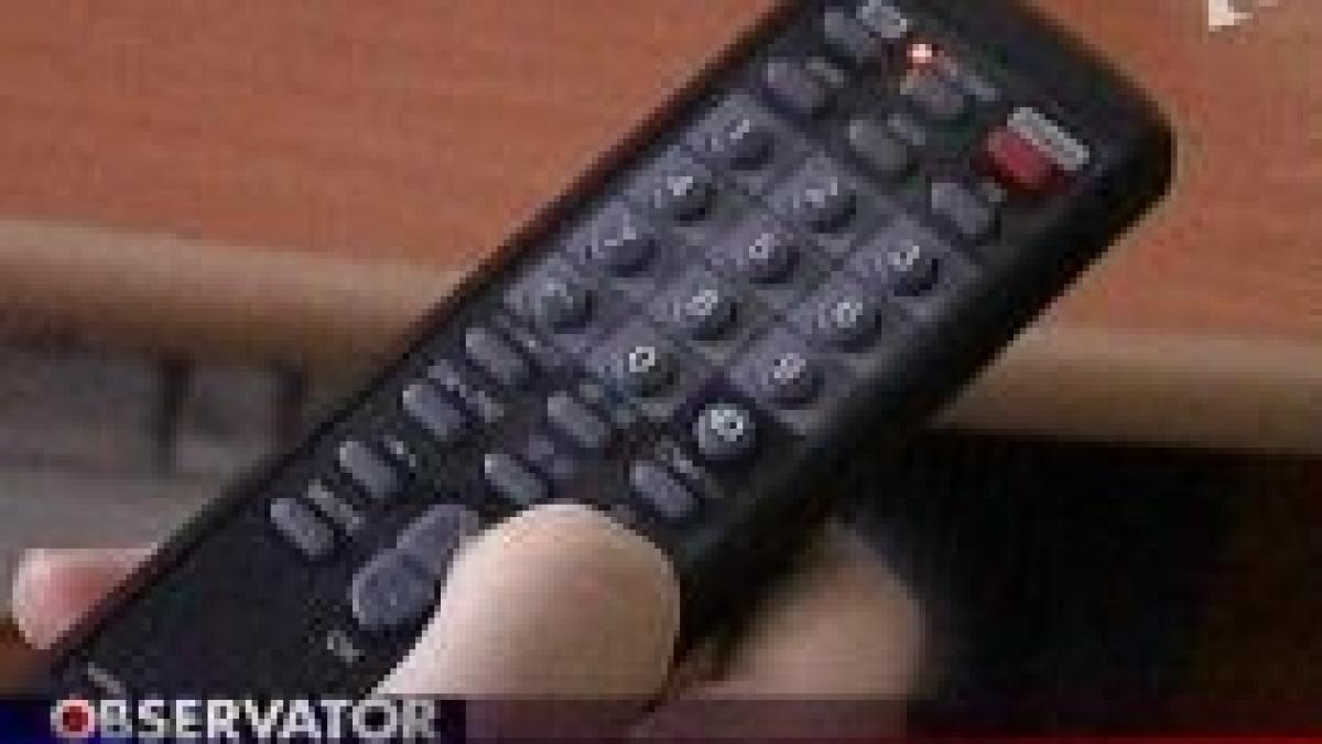 un microbist i a infipt telecomanda in gat sotiei pentru ca a schimbat canalul
