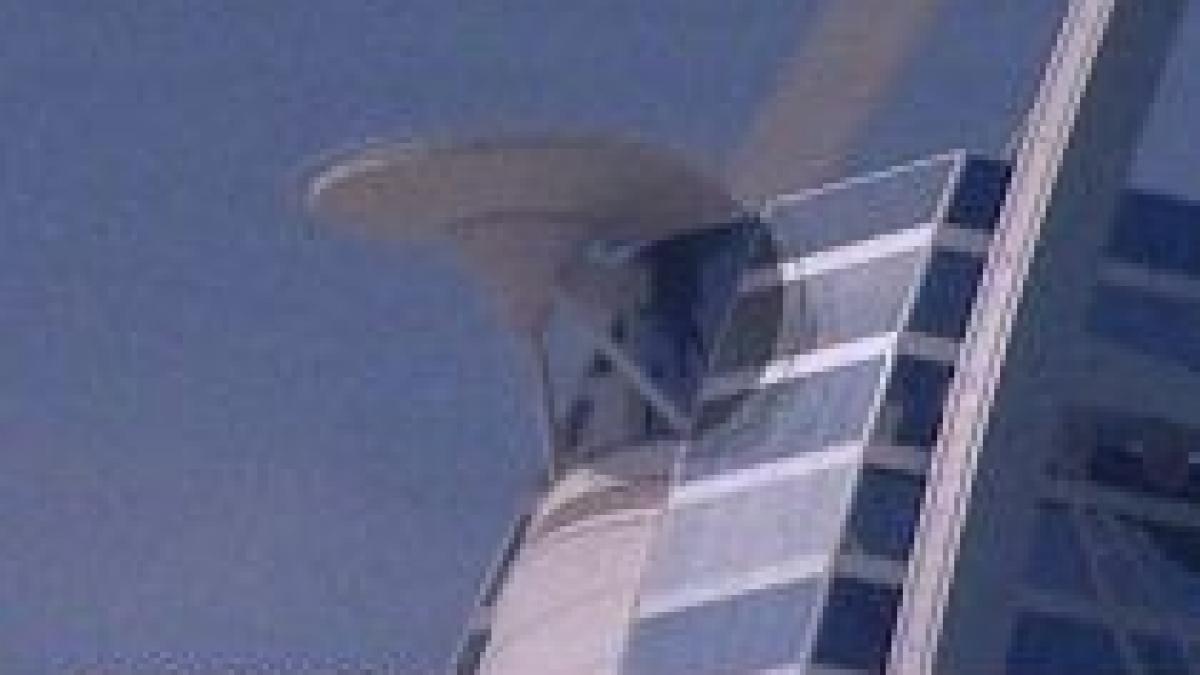 dubai de la rai financiar la criza imobiliara