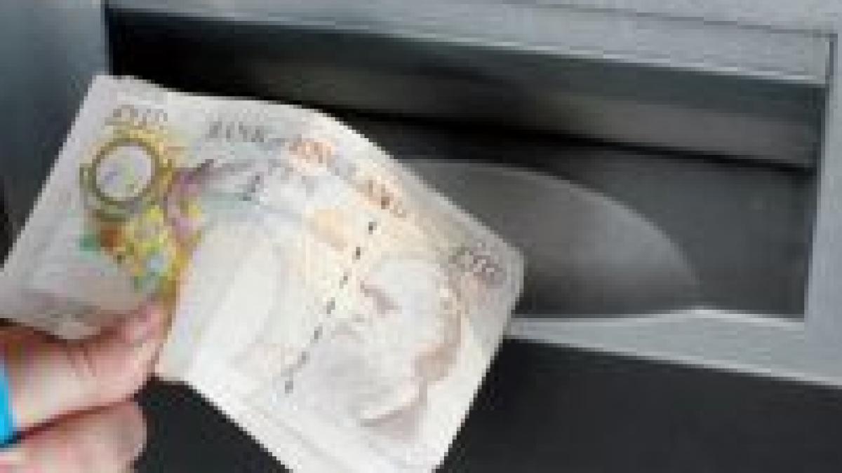 strainii au retras de la bvb in octombrie 22 2 milioane euro jumatate din iesirile nete in 2008