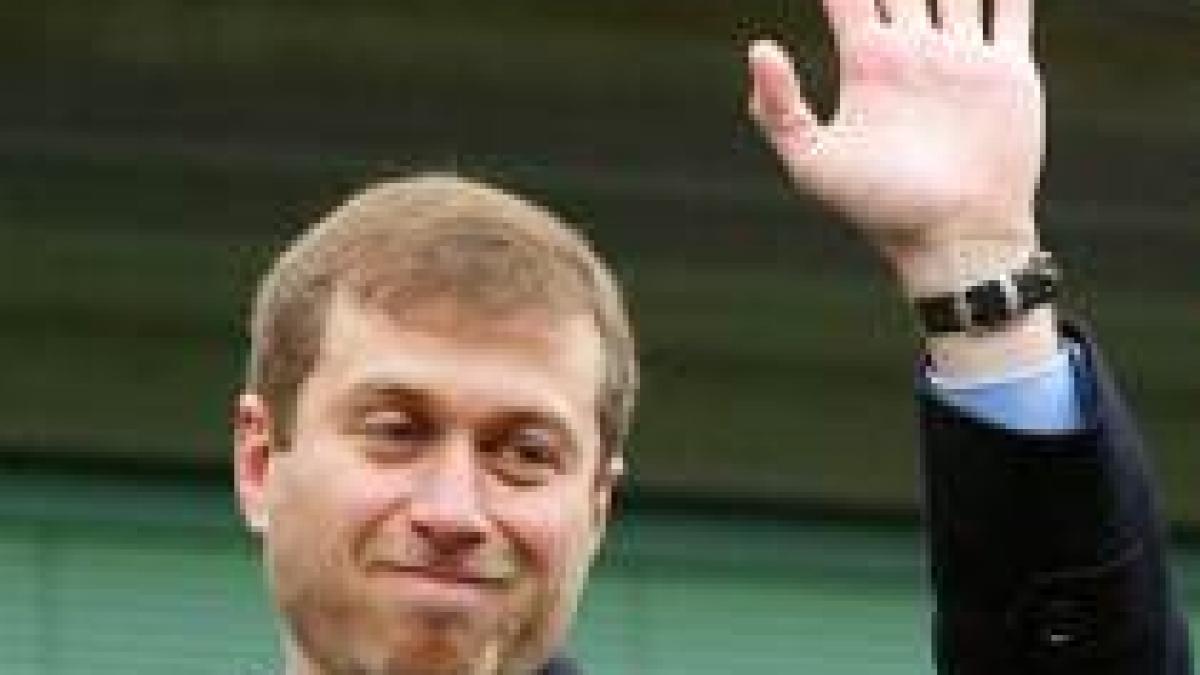 chelsea isi tempereaza cheltuielile abramovici lovit de criza financiara