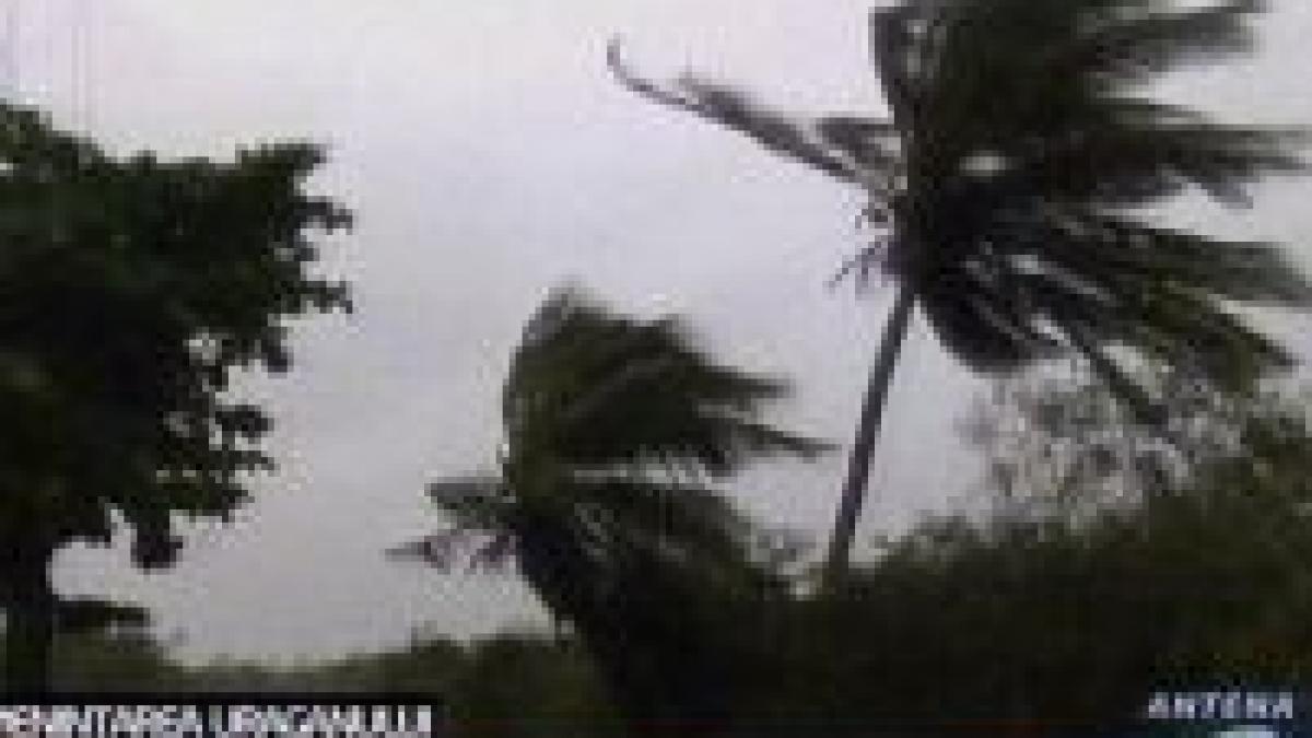 uraganul paloma va lovi insulele cayman cu rafale de aproape 185 km h