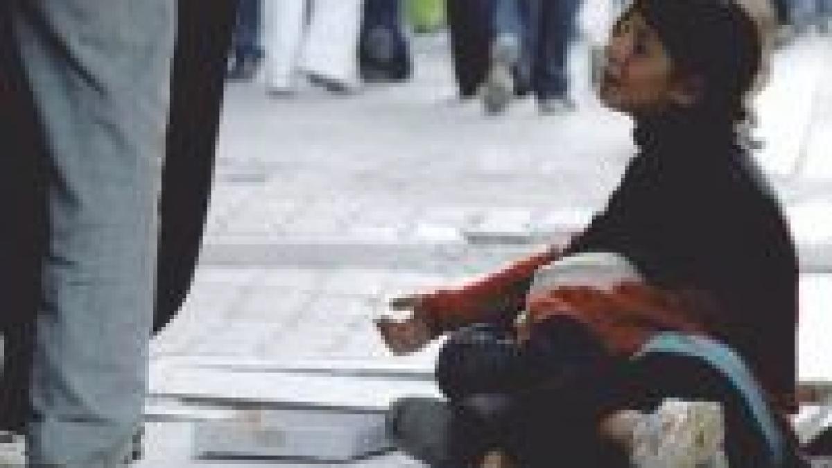 cei 200 de copii rromi de nationalitate romana din marea britanie castiga anual 23 de milioane euro