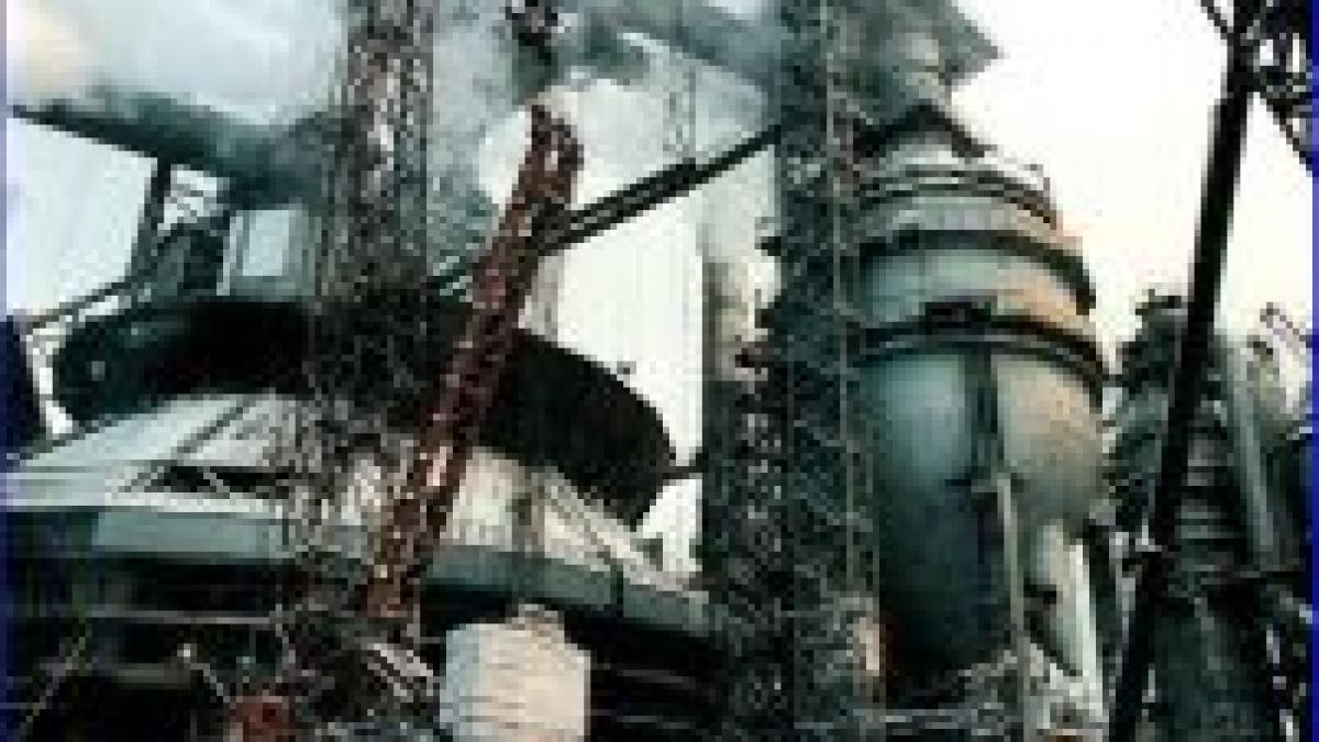 Combinatul siderurgic Hunedoara îşi opreşte producţia după 80 de ani de funcţionare neîntreruptă
