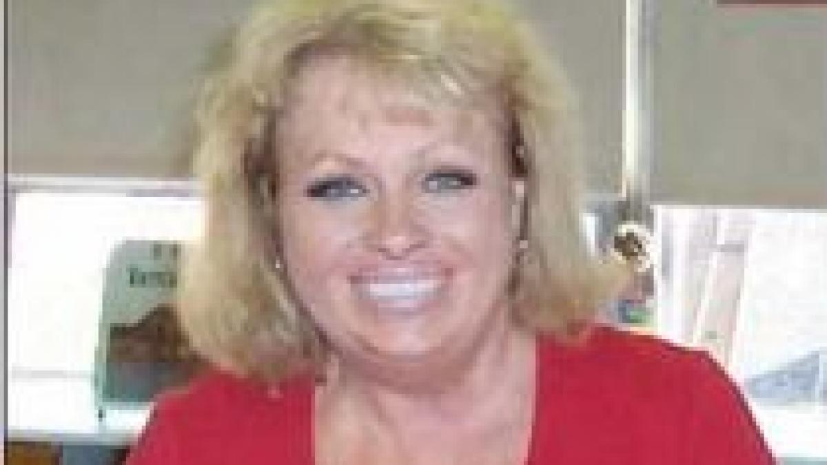 asa ar arata pamela anderson sau sotii beckham daca nu ar fi bogati foto