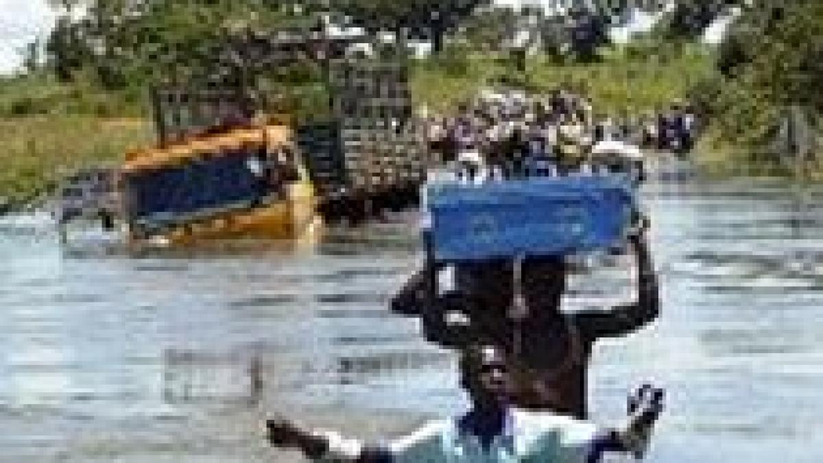 africa de sud cinci persoane si au pierdut viata in urma ploilor torentiale