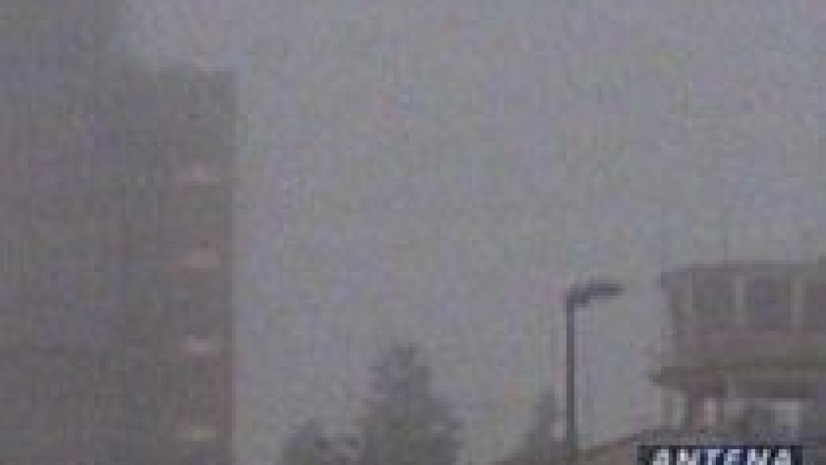 doua avioane nu au putut ateriza pe aeroportul din craiova din cauza cetii