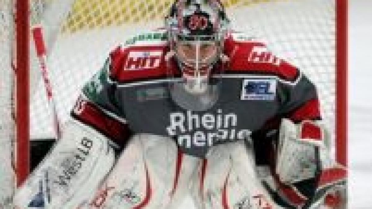 un portar de hochei continua sa joace desi mai are de trait doar 7 saptamani video