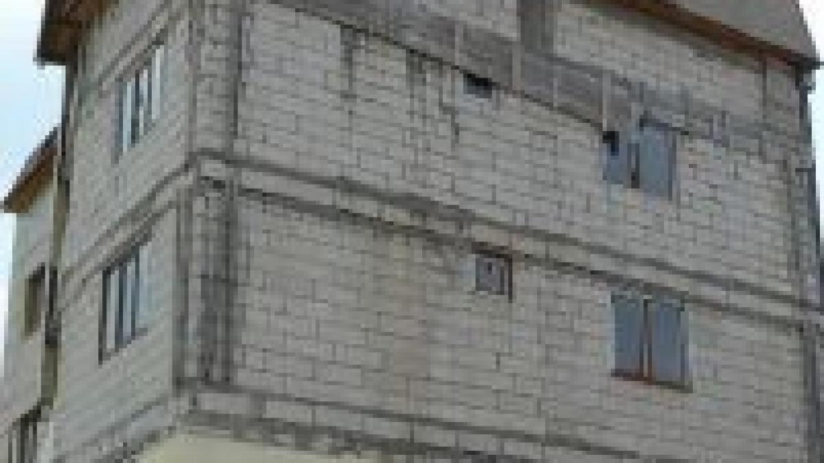 videonews ro blocuri fara coloane de sustinere dar gata de vanzare foto