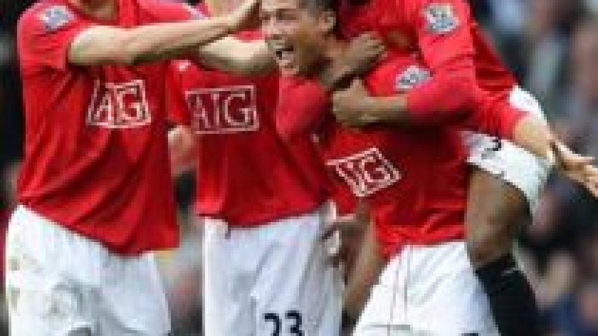 un ronaldo stralucitor aduce victoria pentru united manchester stoke city 5 0