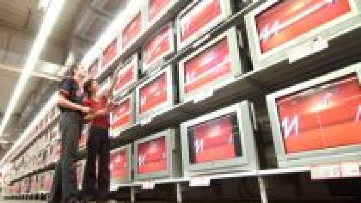 buzau patru tineri prinsi dupa ce au furat un magazin printr o metoda speciala