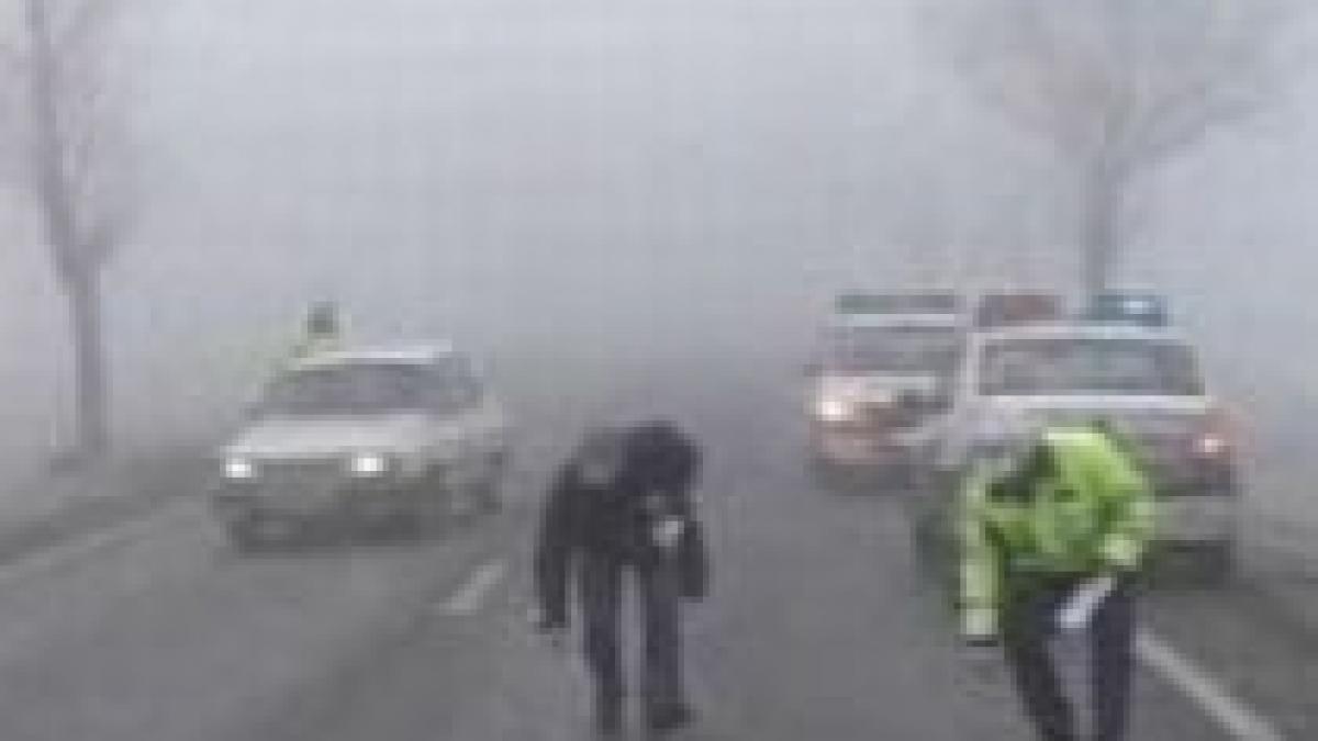 infotrafic patru masini s au ciocnit din cauza cetii dense