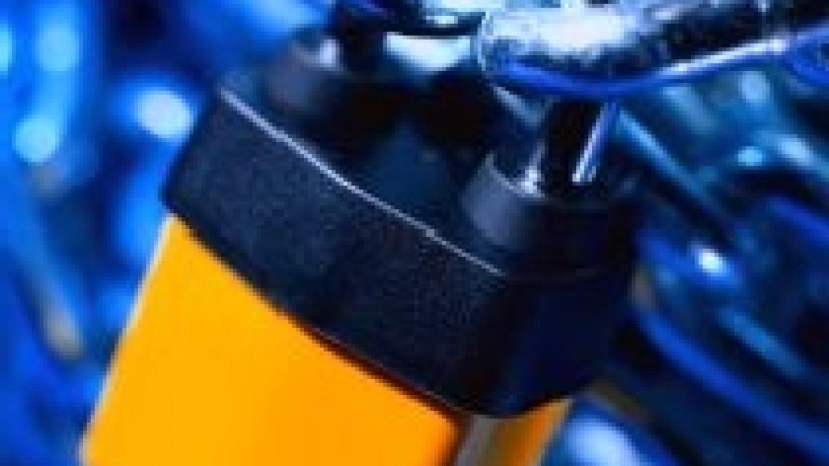 datele personale si bancare ale britanicilor vandute online cu 80 de lire