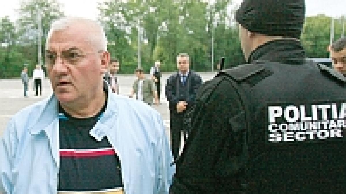 legea lui mitica 134 de suporteri sunt interzisi pe stadioanele din romania