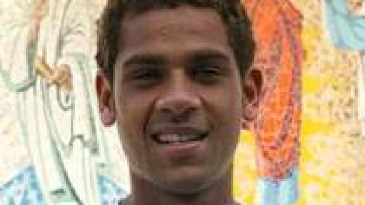 portarul andrey vrea sa impiedice transferul noului roberto carlos la steaua video