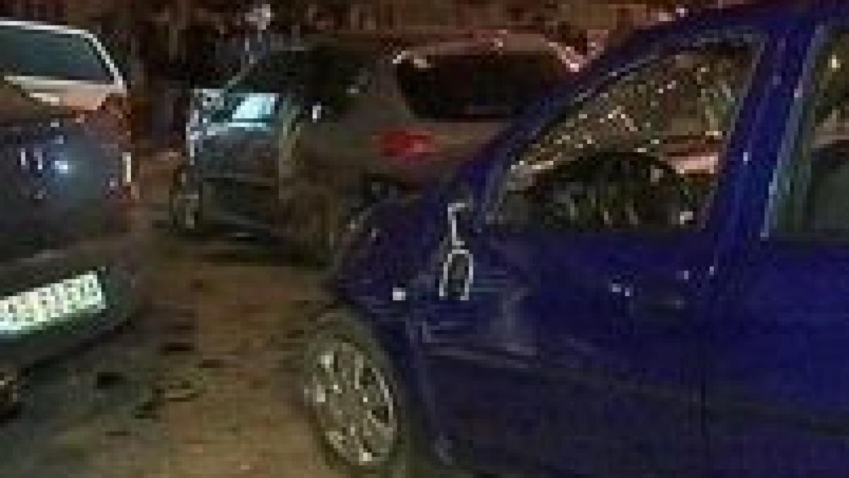 patru raniti si sase masini avariate dupa un accident rutier produs in mioveni