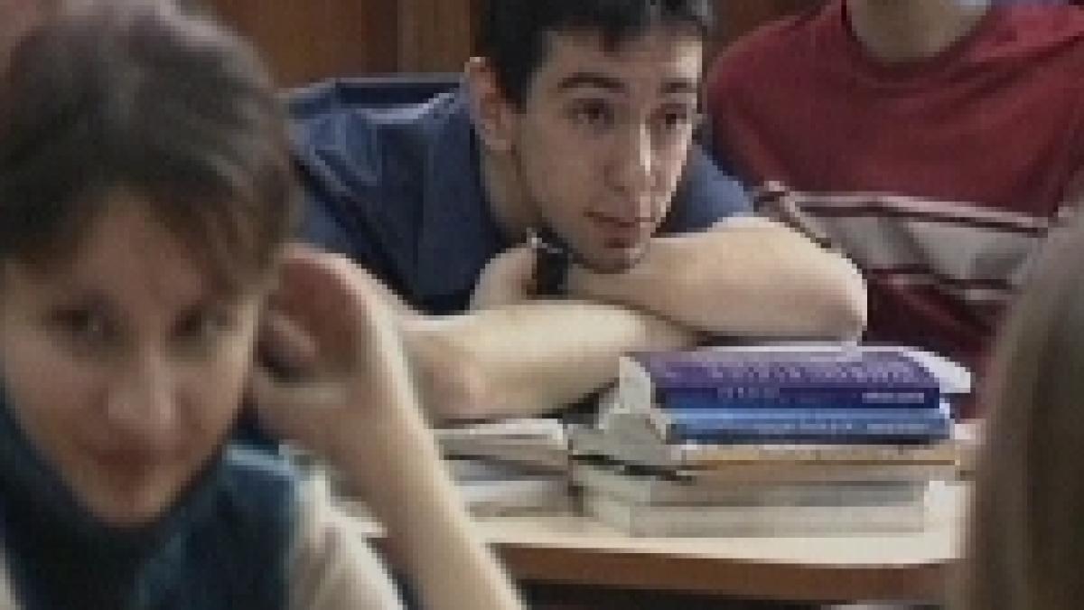 prima sesiune a tezelor cu subiect unic incepe marti dimineata