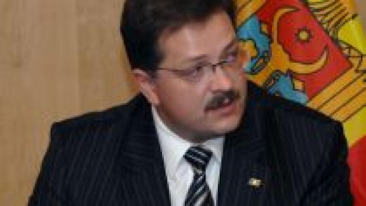 diplomatii moldoveni deranjati de mesajele prounioniste ale candidatilor romani din colegiul