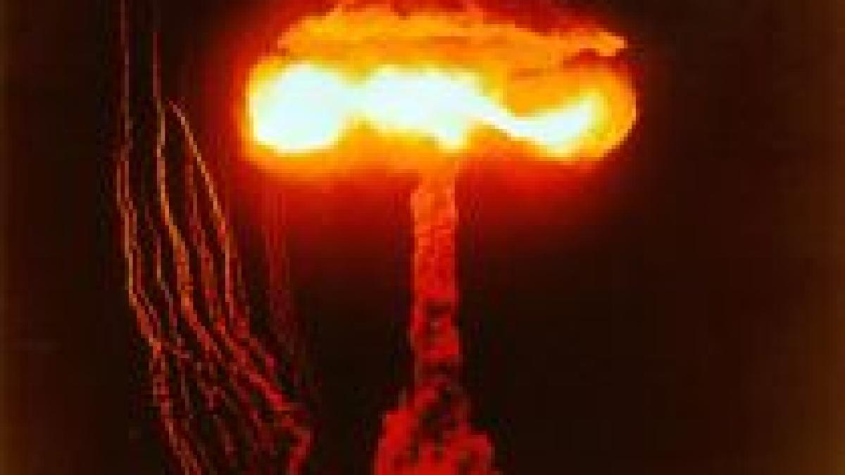 franta recunoaste efectele negative ale testelor nucleare efectuate