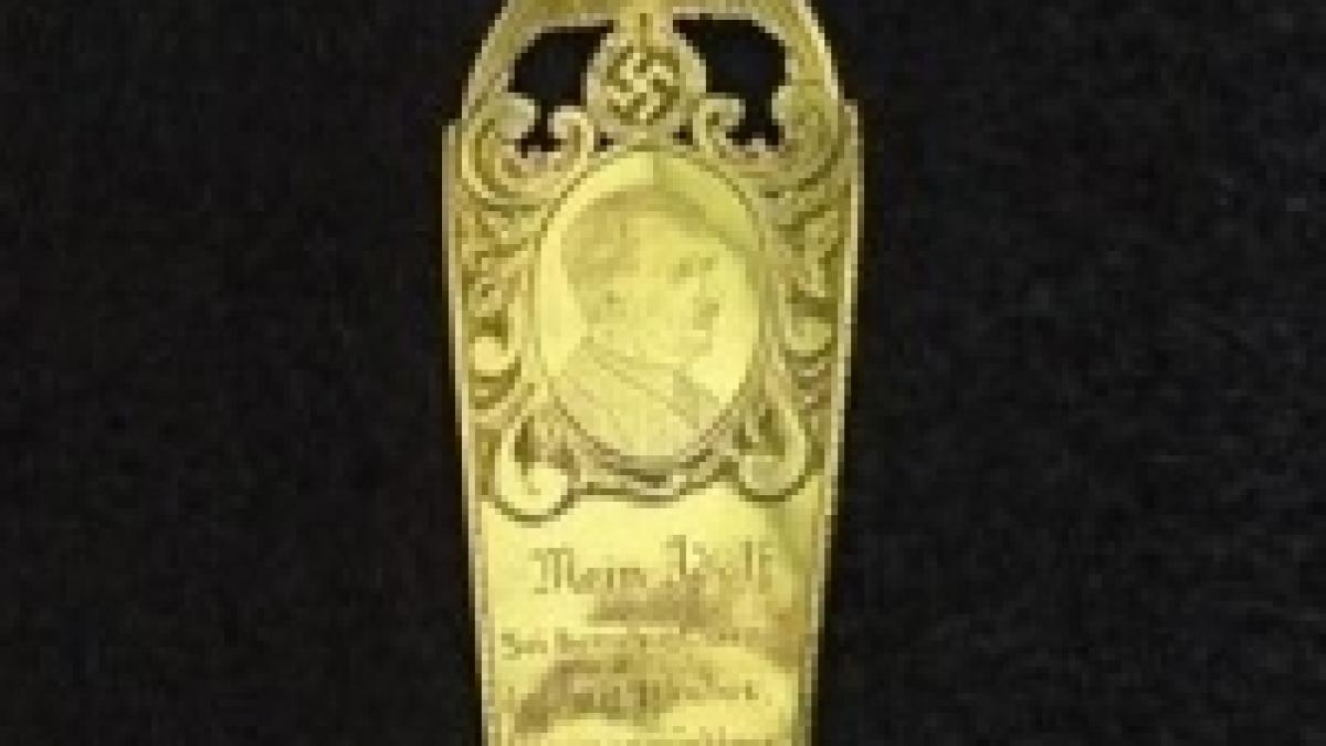 roman arestat in sua pentru vanzarea unui obiect furat apartinand lui hitler foto