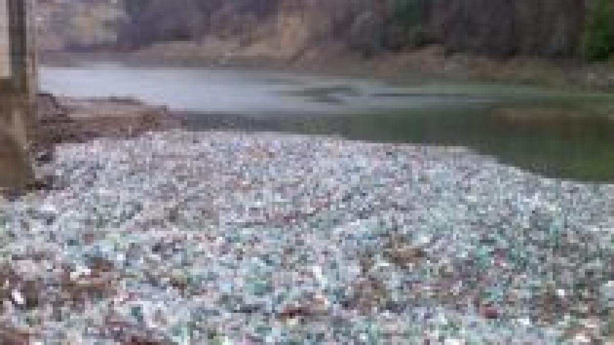 videonews ro muntele de gunoi forma de relief consacrata in romania