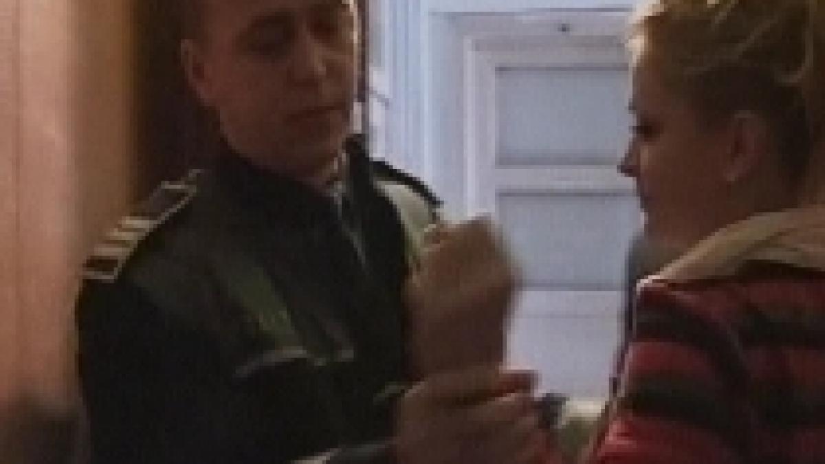 scandal iscat la constanta in urma unei operatiuni de evacuare a noua familii video