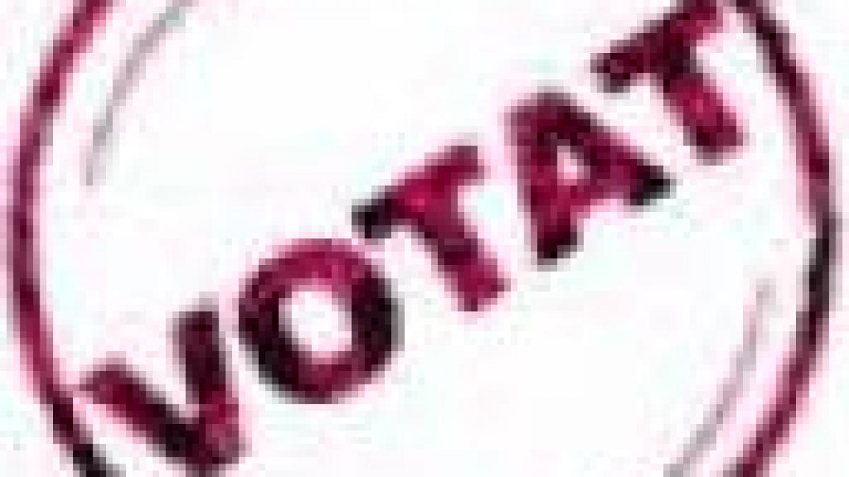 geoana obtine peste 70 din voturi tariceanu merge la redistribuire