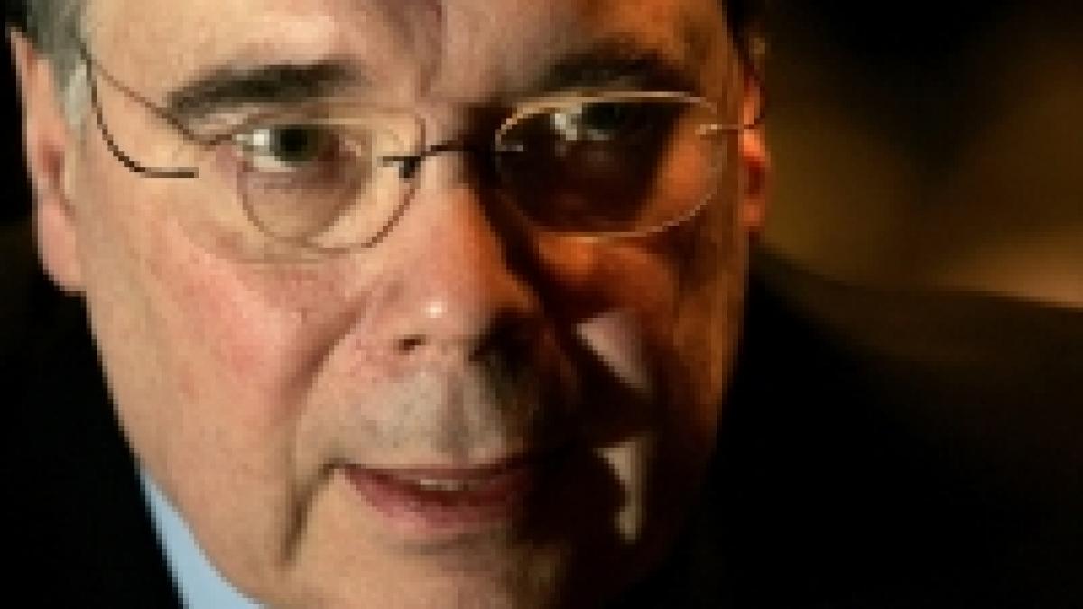 islandezii cer demisia executivului si a guvernatorului bancii centrale