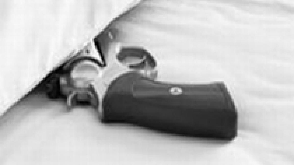 politia vizeaza permisele de arme pana la 31 decembrie