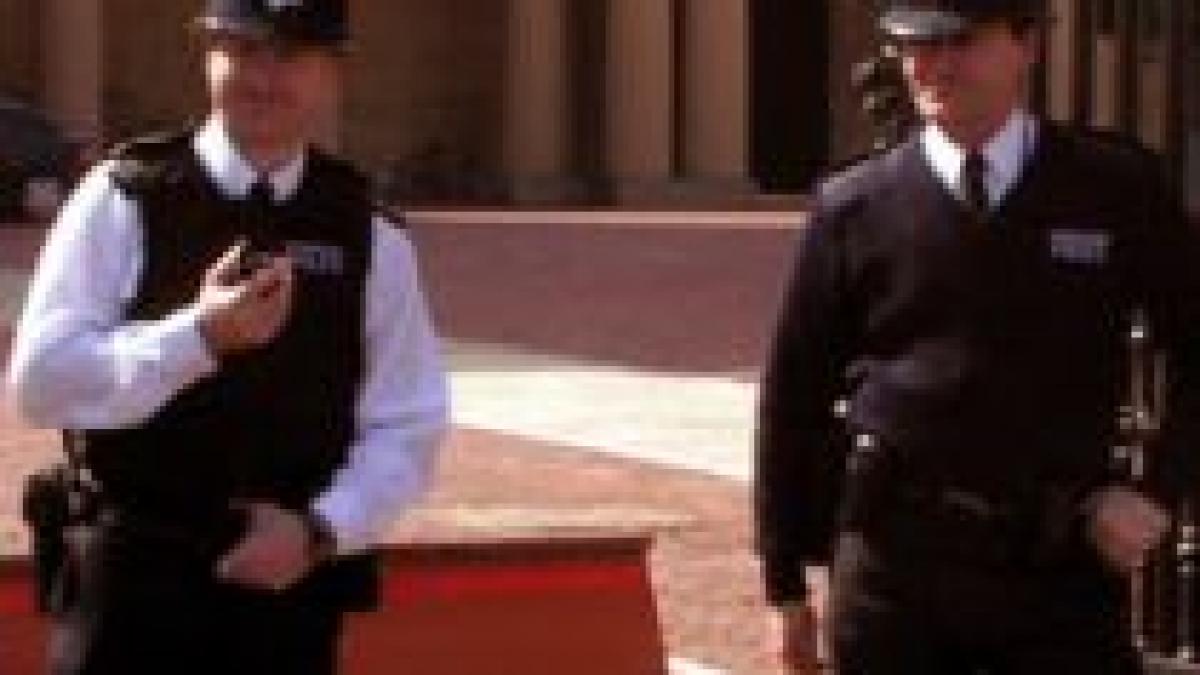 marea britanie refuzul de a prezenta actele de identitate va fi considerat infractiune