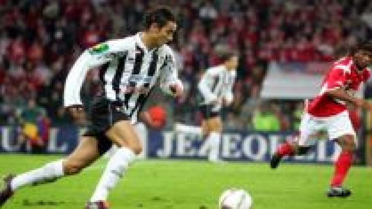 grupa c boloni si standard liege joaca in primavara cupei uefa video