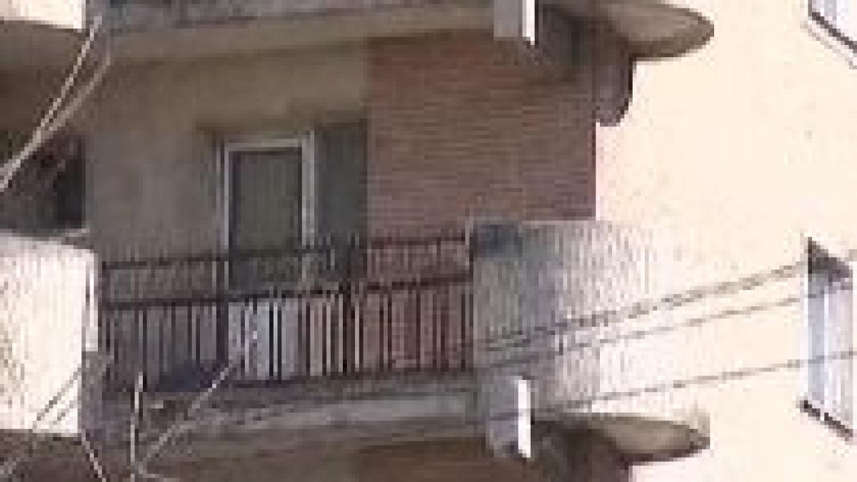 o femeie este pe punctul de a si pierde casa din cauza unui credit de nevoi personale