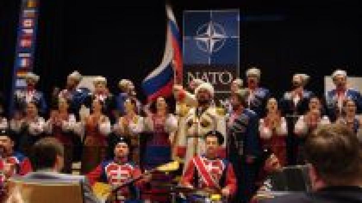 rusia isi proclama victoria in respingerea integrarii georgiei in nato
