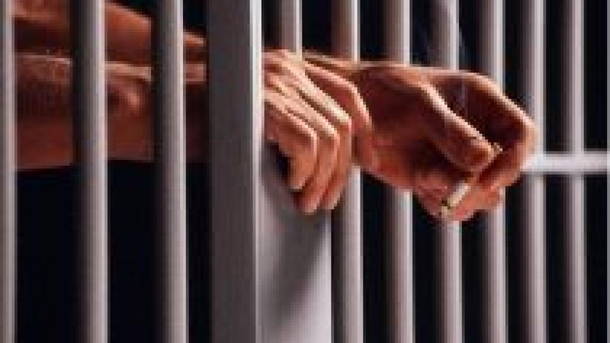 un roman care a comis o crima in italia arestat in valcea