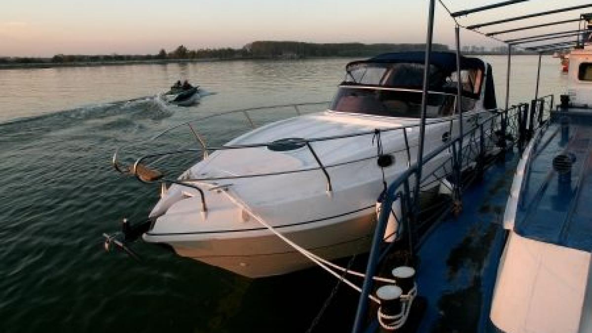 ministerul educatiei achizitioneaza o ambarcatiune in valoare de 1 milion de euro