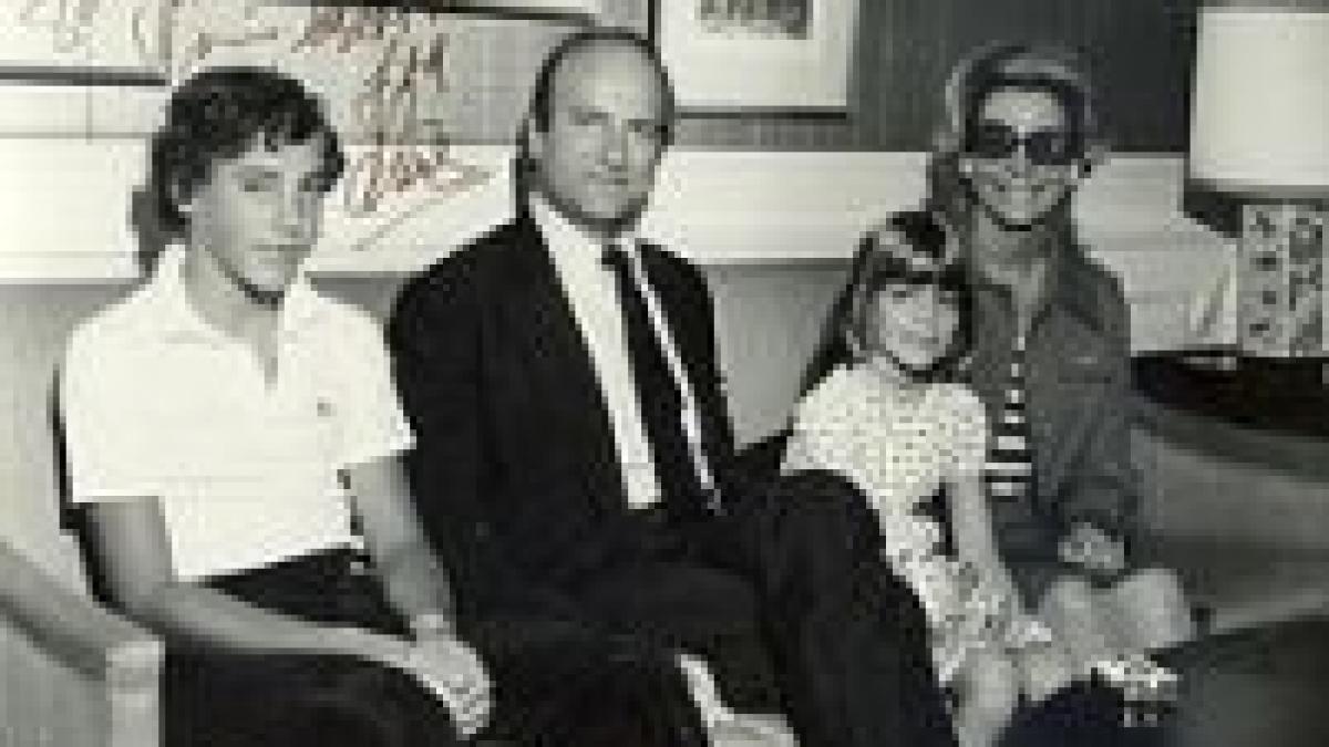 bogata mostenitoare americana sunny von bulow a incetat din viata dupa 28 de ani de coma