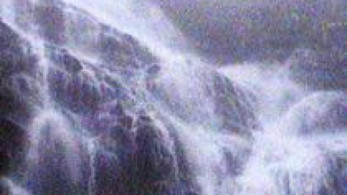 avertizare de avalanse in masivele bucegi si fagaras