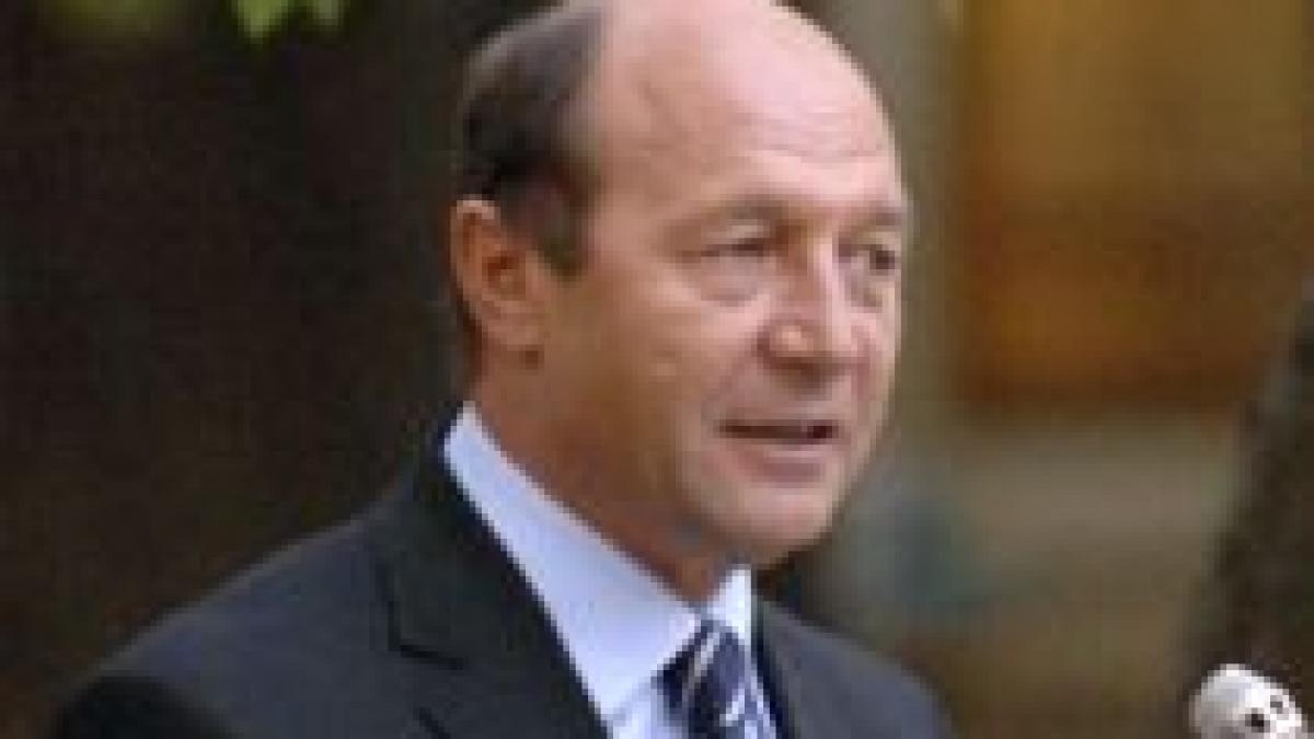 liderii partidelor parlamentare convocati la cotroceni traian basescu face declaratii la ora 13 00