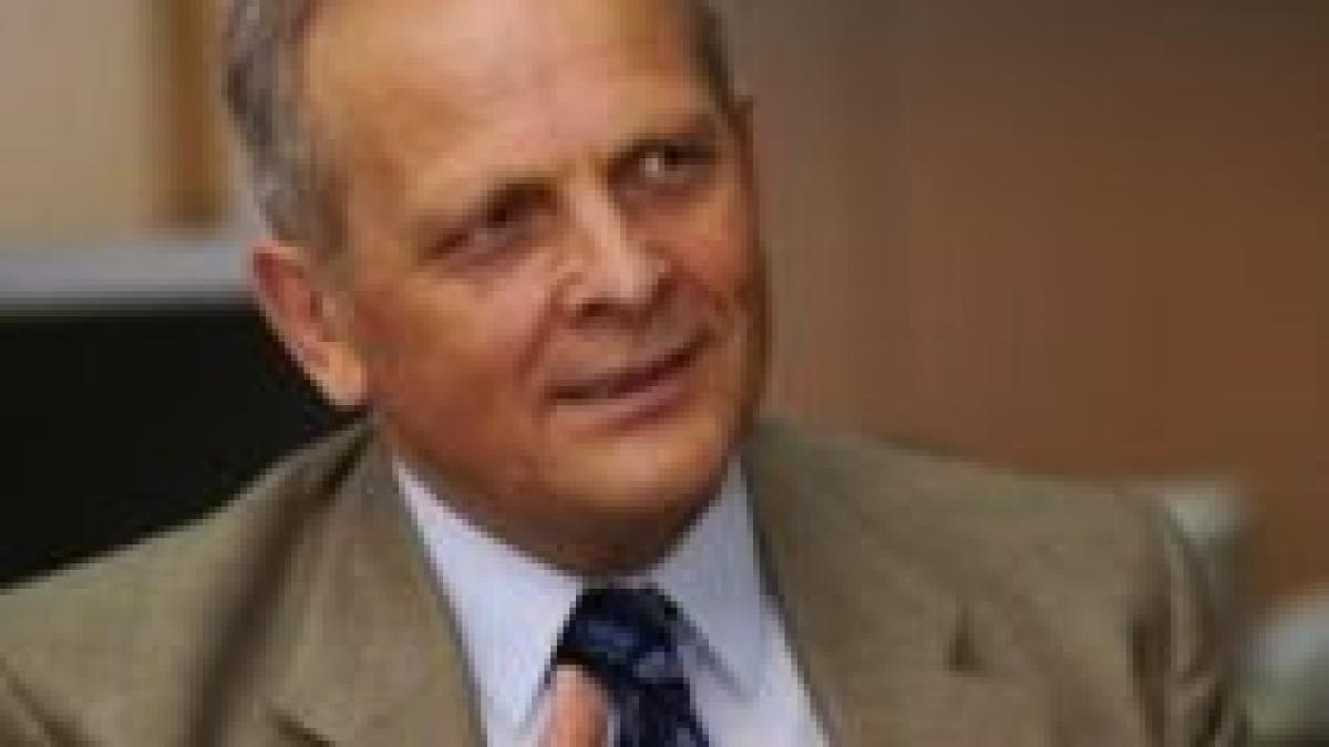 theodor stolojan noul premier desemnat de traian basescu vom avea guvern in 10 zile