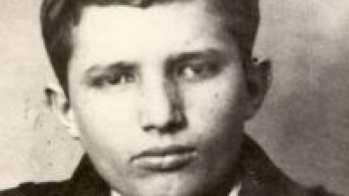 fototeca online a comunismului cum aratau nicolae si elena ceausescu in tinerete foto