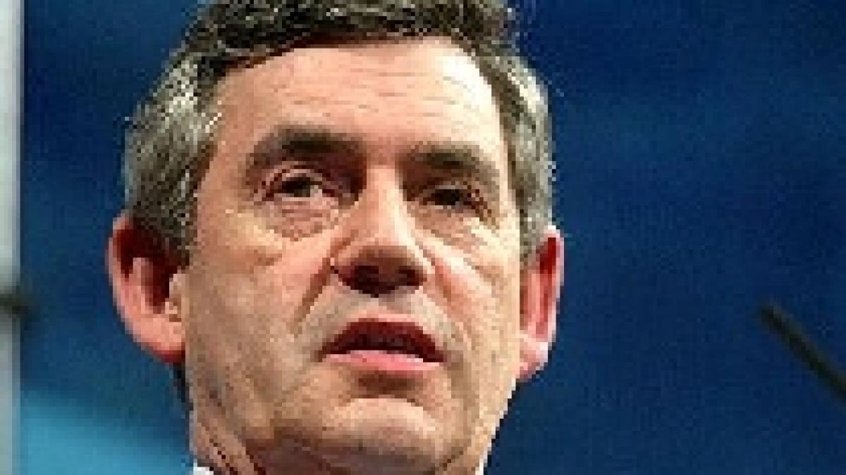 teroristii din pakistan pregatesc peste 20 de atacuri in marea britanie