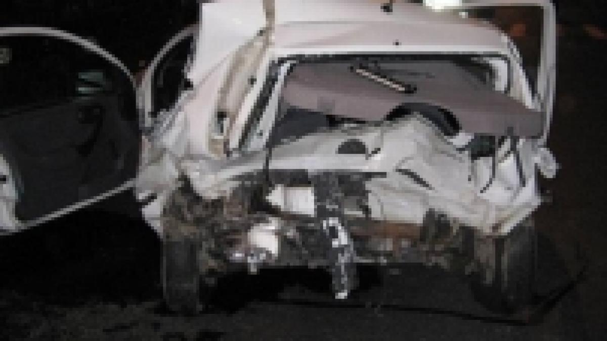 infotrafic 3 oameni au murit si 14 au fost raniti in accidente provocate de neadaptarea vitezei la