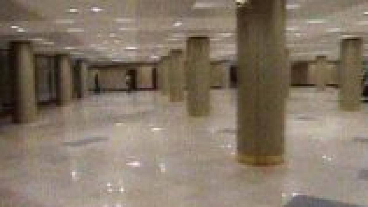 pasajul de sase milioane de euro din piata universitatii dat in folosinta oficial