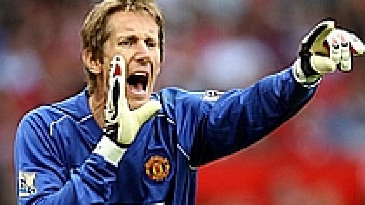 van der sar inca un an la manchester united