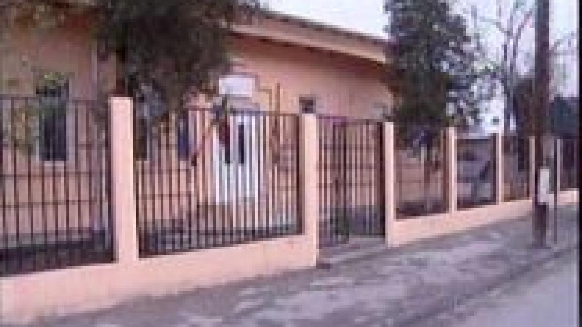 zeci de copii de la o gradinita din capitala ar putea avea tuberculoza din cauza educatoarei