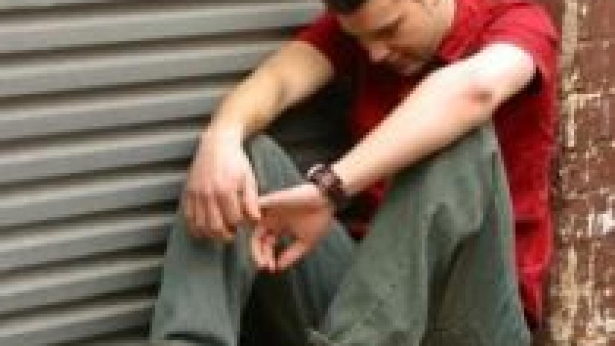 peste 10 dintre romani sufera de depresie pericolul sinuciderilor creste de sarbatori